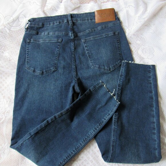 Cavalli Class Women Jeans,blue ,waist 30in, inseam 27.5in, rise high(10.5in) - Picture 2 of 7